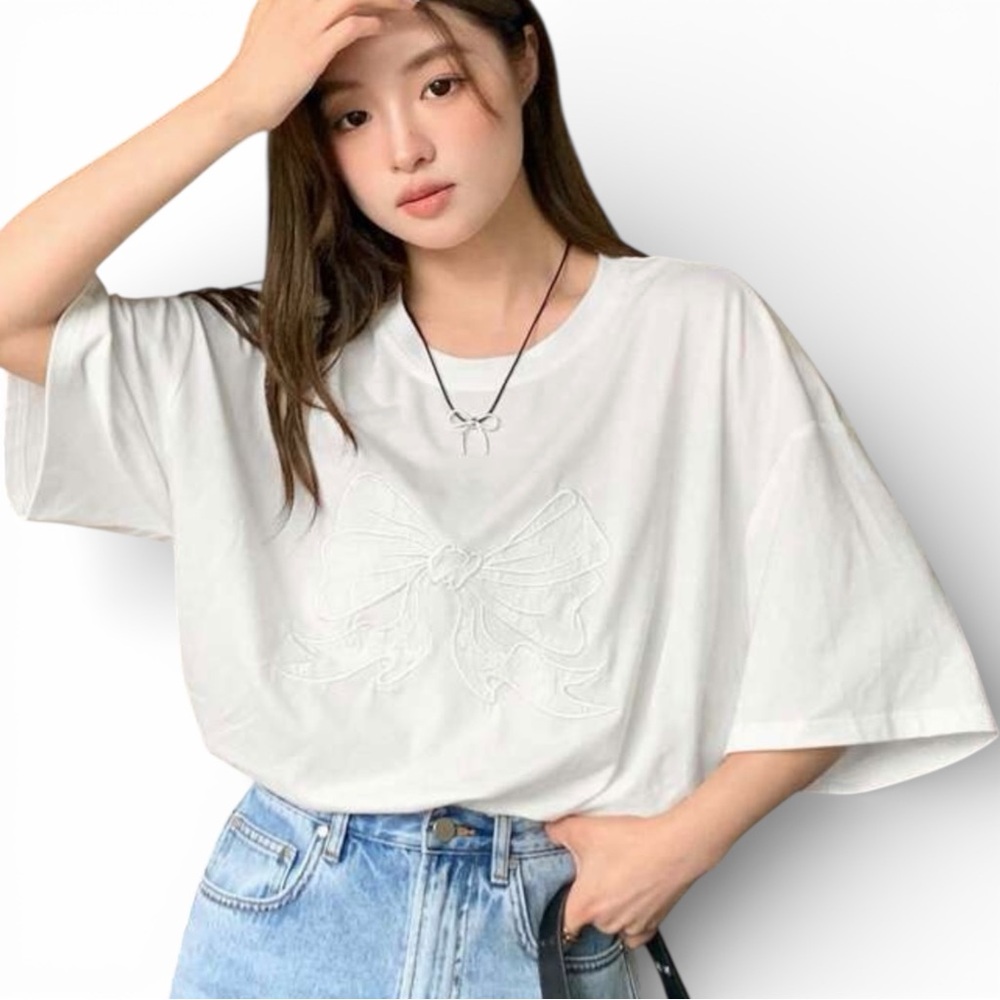 Dazy Oversized Chic Bow Tee NWT - Picture 2 of 11